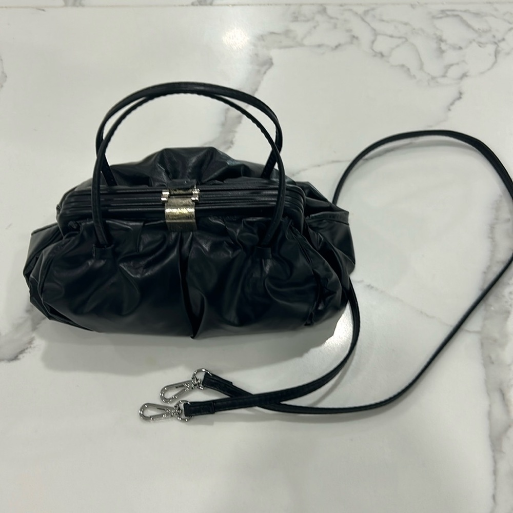 Zara Small Puffy Purse. Size OS
